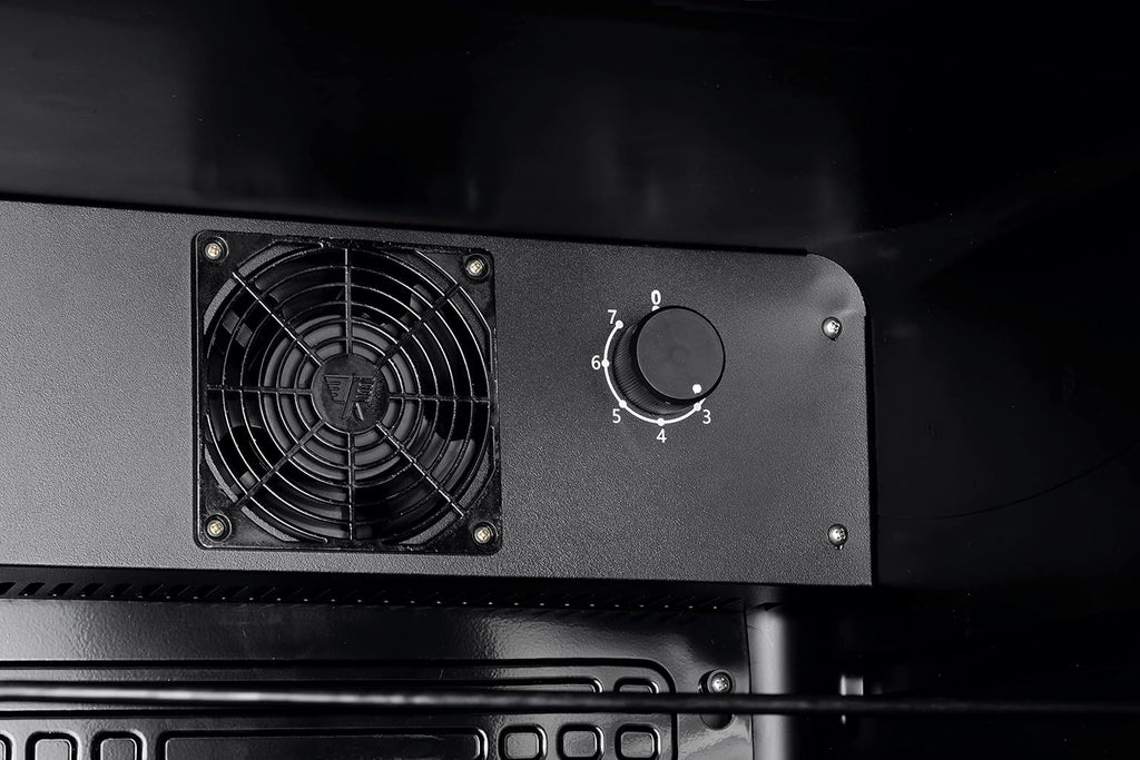 METRO Professional Getränkekühlschrank GSC4240B, 237 L, 110 W, 6 verstellbaren Einlegeböden, LED-Innenbeleuchtung, schwarz